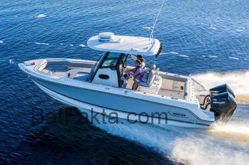 Boston Whaler 250 Outrage tekniska specifikationer och recensioner